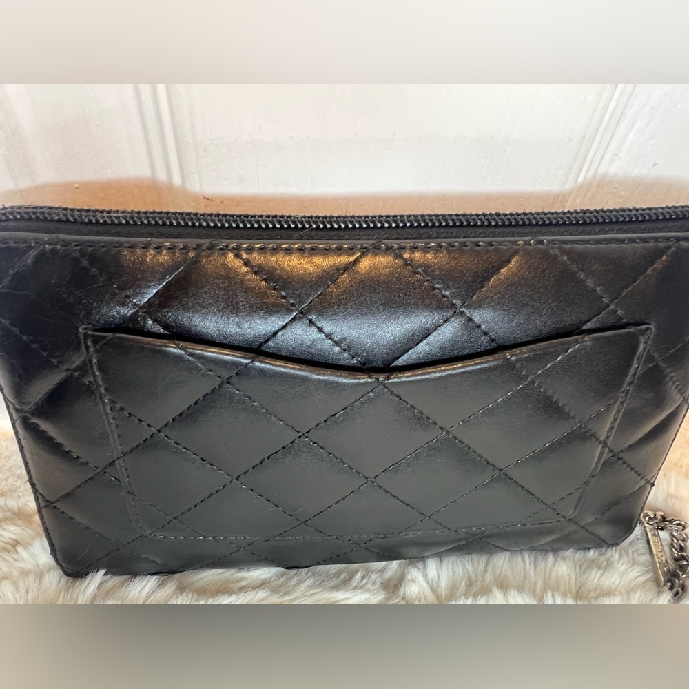 ❤️CHANEL BLACK QUILTED LEATHER LIGNE CAMBON YEN WALLET BLACK/PINK - Picture 3 of 16